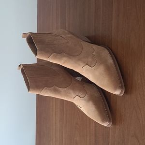 Sam Edelman Winona suede western bootie